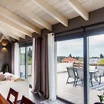 Inalia Modern House * Λευκίμμη