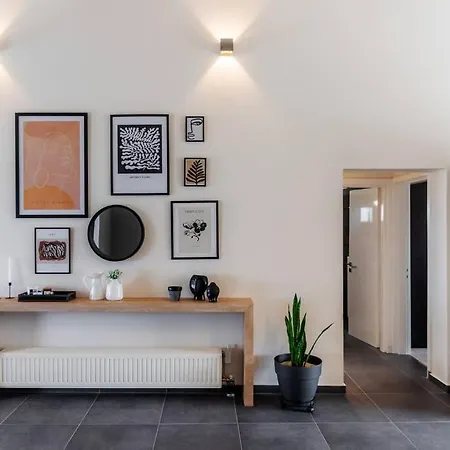 Inalia Modern House * Λευκίμμη
