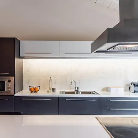 Inalia Modern House Λευκίμμη