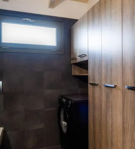 شقة Inalia Modern House ليفكيمي