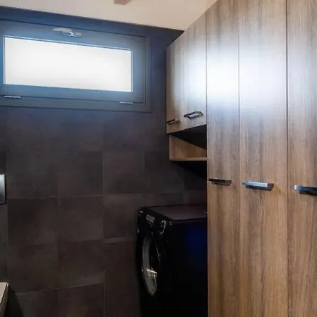 Lägenhet Inalia Modern House Lefkimmi (Corfu)